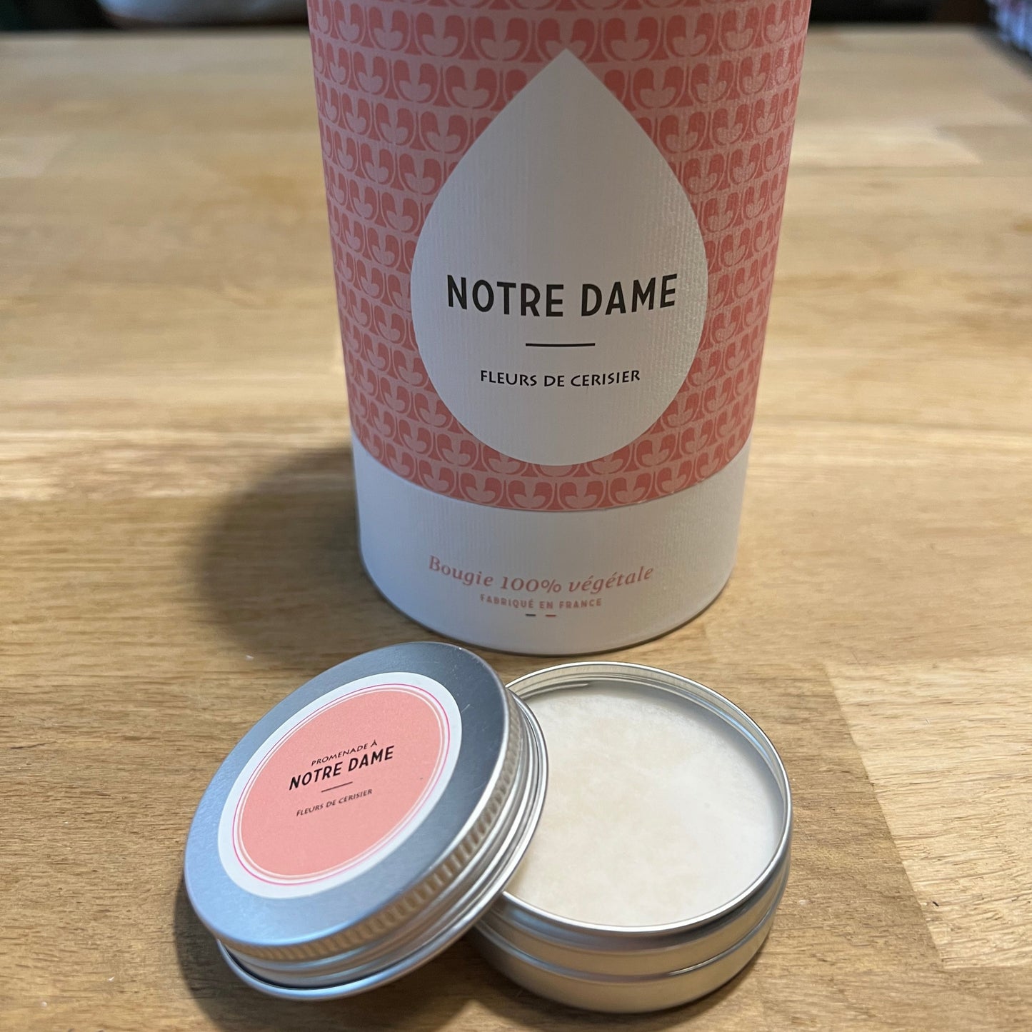 Echantillon BOUGIE FLEUR DE CERISIER & ENCENS _ NOTRE DAME